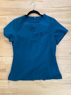 Koa scrub set
